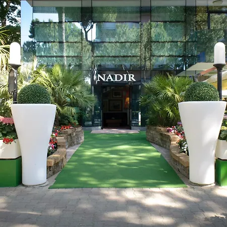 Hotel Nadir 3*