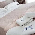 Nadir Hotel