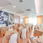 Hotel Nadir 3*