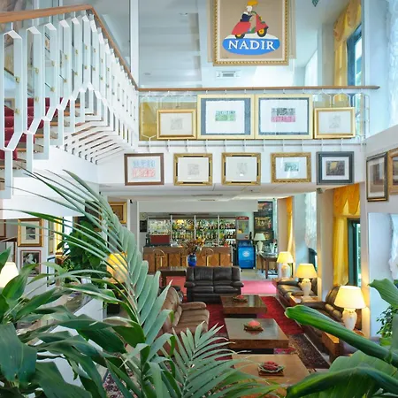 Hotel Nadir 3*