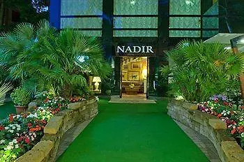 Nadir 3*